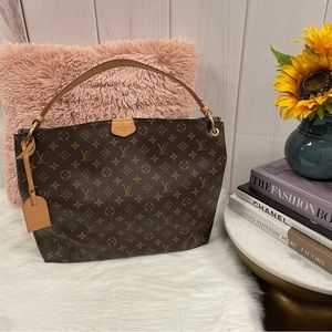 Louis Vuitton Monogram Graceful MM Pivoine